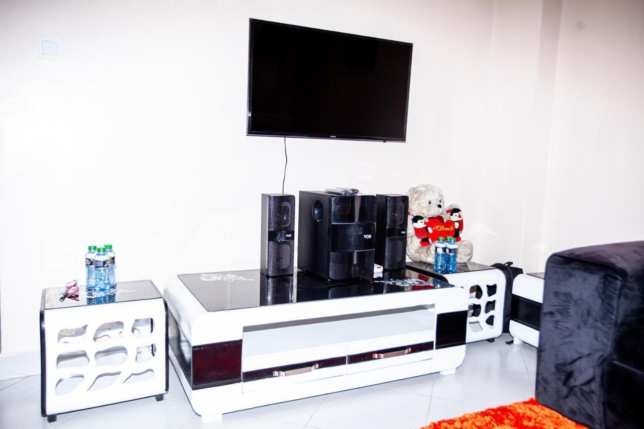 Apartment Jj Homes - Podium Heights Apartment, *